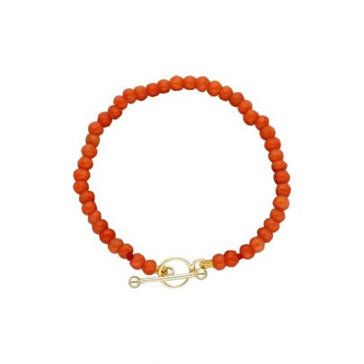 Rikkoert bloedkoralen armbandje met geelgouden kapitelstokje 13 cm.