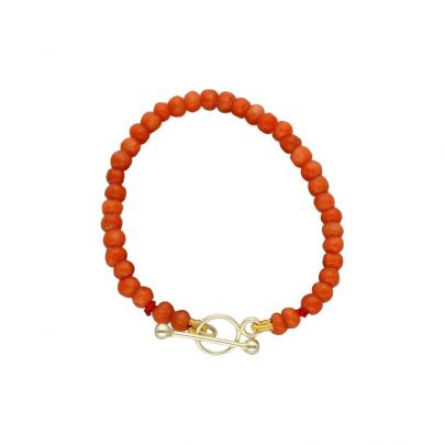 Rikkoert bloedkoralen armbandje met geelgouden kapitelstokje 11 cm.