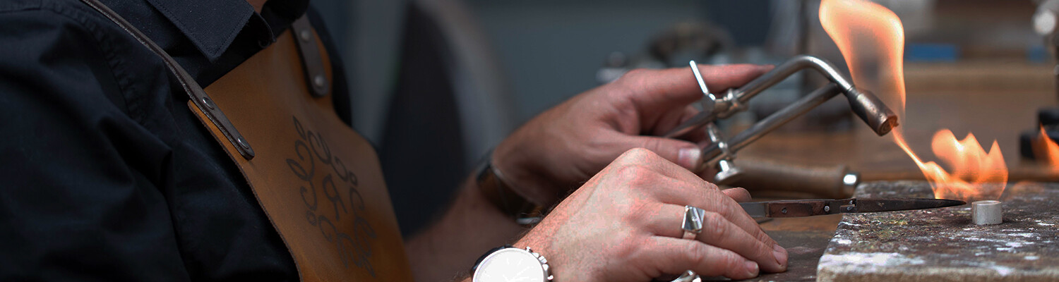 Rikkoert horloges hotsell